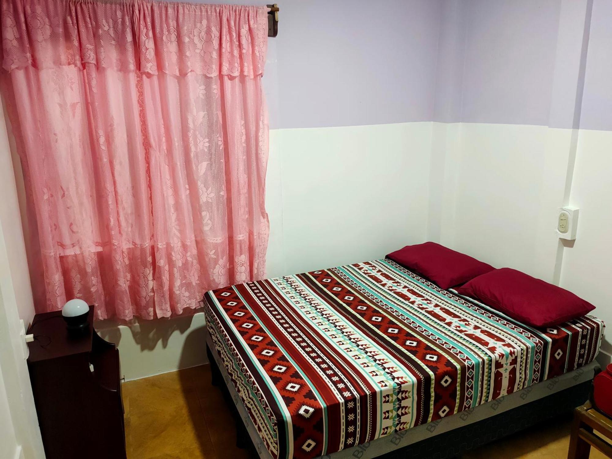 Guesthouse Island Escape South End Номер фото