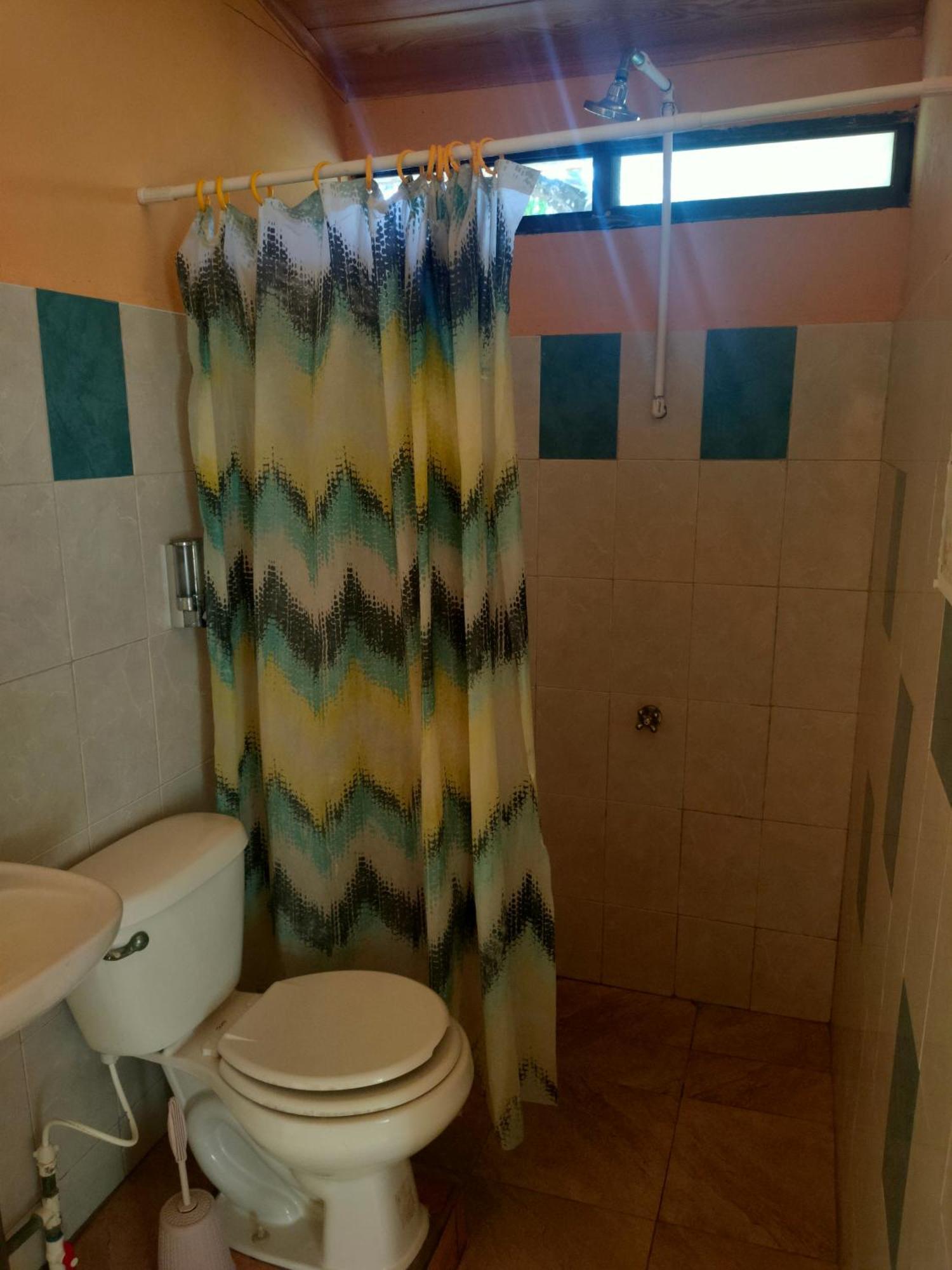 Guesthouse Island Escape South End Экстерьер фото