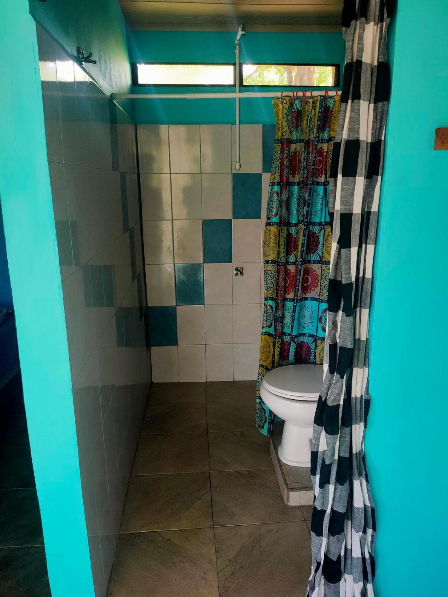 Guesthouse Island Escape South End Экстерьер фото